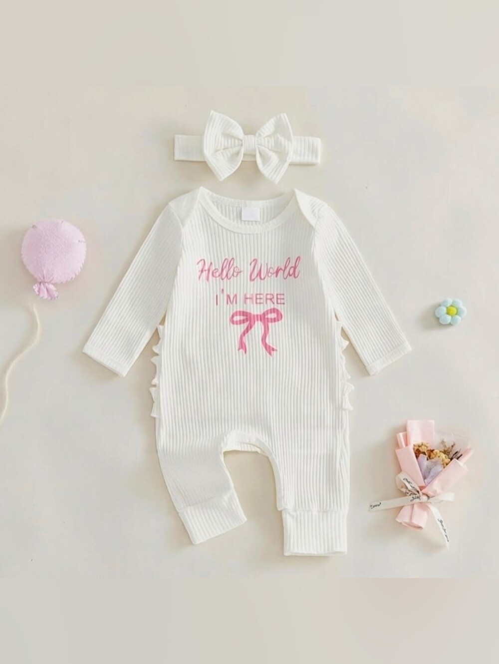 NWOT Baby Girl One Piece Romper With Bow - 3-6M